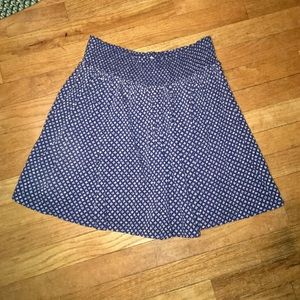 Flowy mini skirt